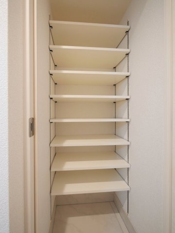 レアライズ西川口の内装