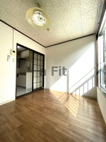 メゾン桜上水の居間・リビング