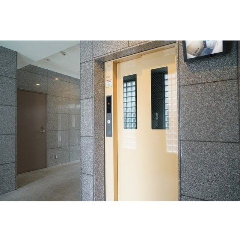 プレデパルク３のエントランス|エレベーターホール