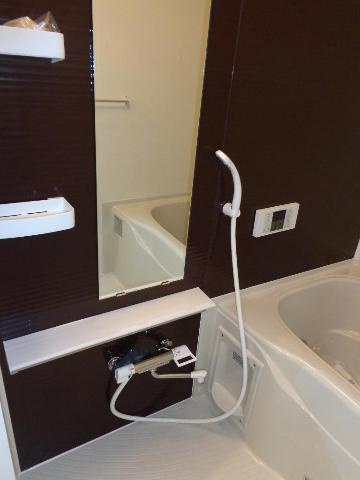 ココン坂之上の浴室|シャワー