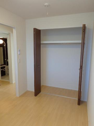 ココン坂之上の内装|洋室