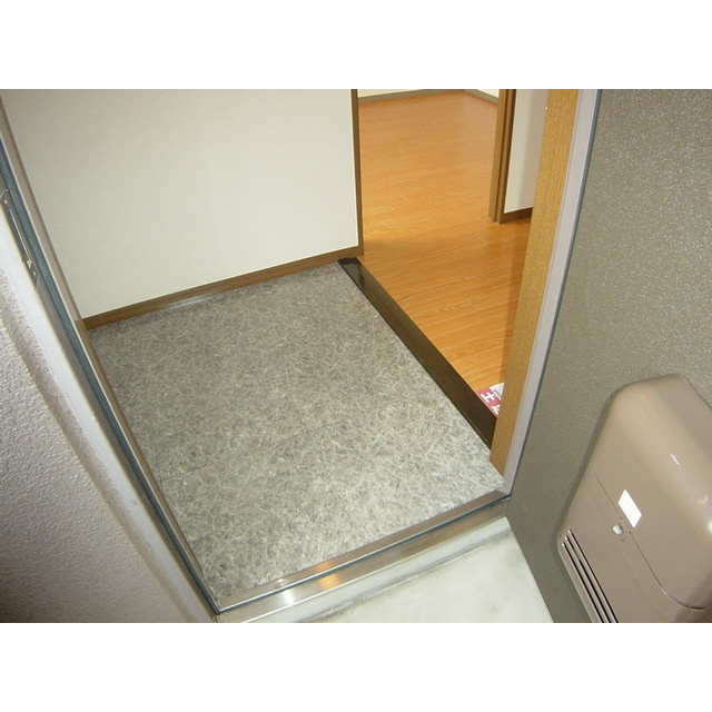 シャインエトワールの玄関