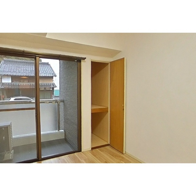 コートエバーグリーンの収納