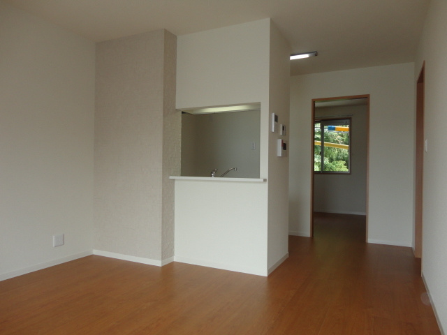 サン・クレールＡの居間・リビング