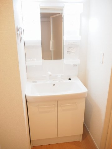 ＤＫ　Ａ＆Ｋ　Ⅱの洗面所|広い洗面スペース