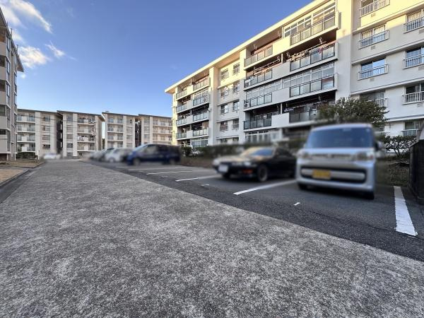 【駐車場】 | 狩口台住宅33号棟