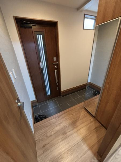 【玄関】 | 小山1丁目戸建