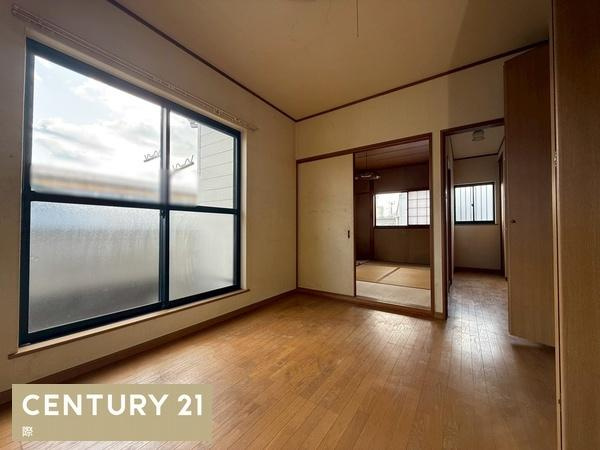 和歌山市手平3丁目　中古戸建の洋室
