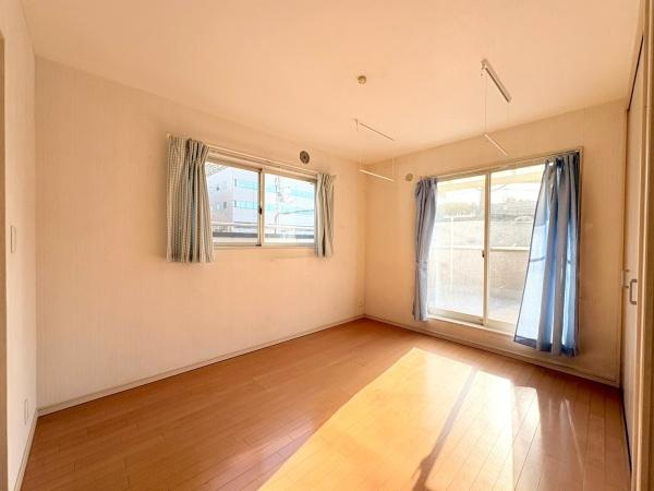 横浜市保土ケ谷区神戸町の中古一戸建の寝室