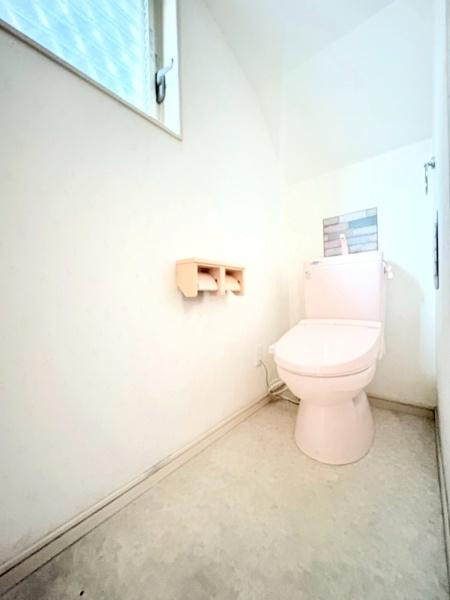 横浜市保土ケ谷区神戸町の中古一戸建のトイレ