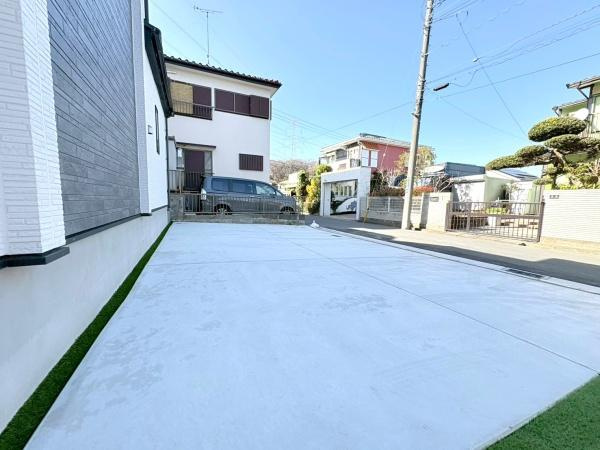 横浜市港南区下永谷５丁目の新築一戸建の駐車場