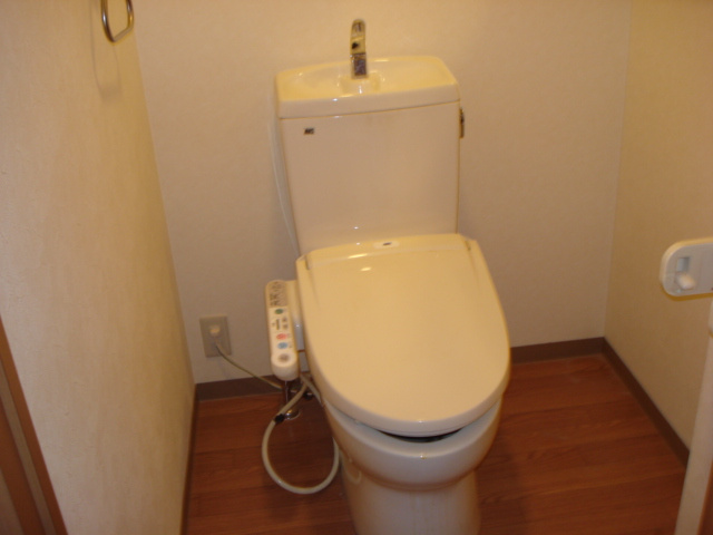 【トイレ】 | コンフォートヒルズ | シャワー付トイレ