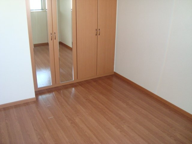 【内装】 | コンフォートヒルズ | 洋室②