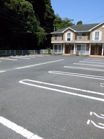 【駐車場】 | グリーンヒルズ　カーサＣ