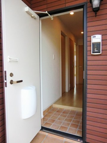 グランガーデン　Ⅳの玄関