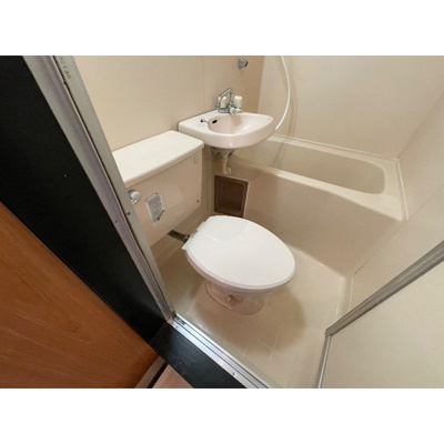 【トイレ】 | プラザ・ドゥ・アヴァン