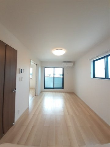 プラシード西寺Ａの居間・リビング