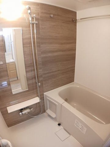 フォレスト　クレーンの浴室