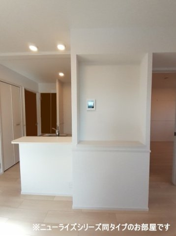 セレニティⅢの居間・リビング