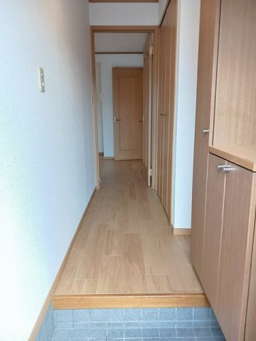 ファミール八王子Ａの玄関