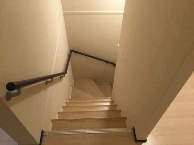 レオネクストエスポワールⅡのその他|2階の方は内階段になっています。