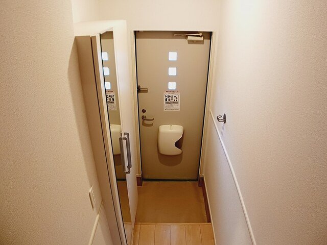 アリビオ２７の玄関