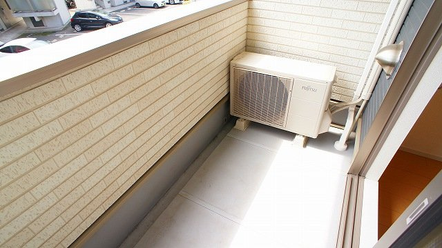 ウエストヒルプラムのバルコニー