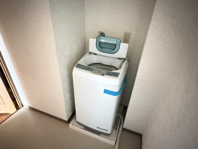 グランドール西条 弐番館の脱衣所