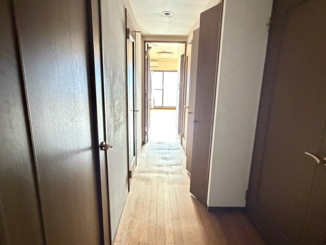 グランドール西条 弐番館の内装