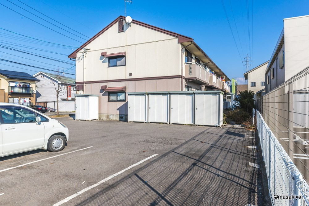 コーポラスUの外観