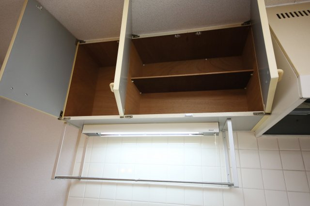 パレス緒川の収納