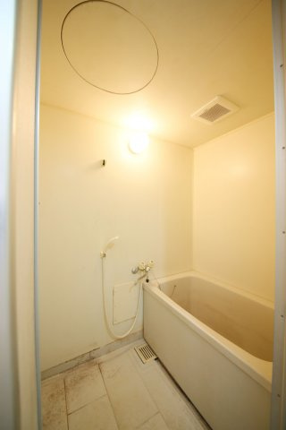 パレス緒川の浴室