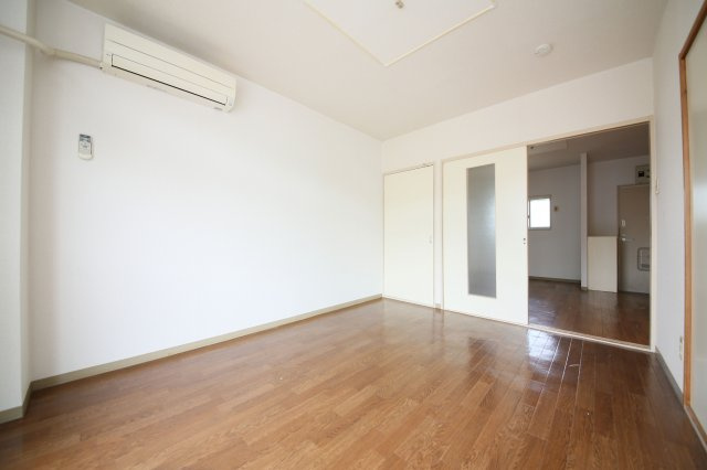 パレス緒川の内装