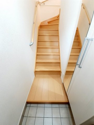 【玄関】 | カナヤ・サンヒルＡ