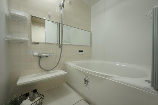 クローバーハイツ森小路二号棟　9階の浴室