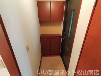 【玄関】 | バリュージュ古川南 Ａ棟