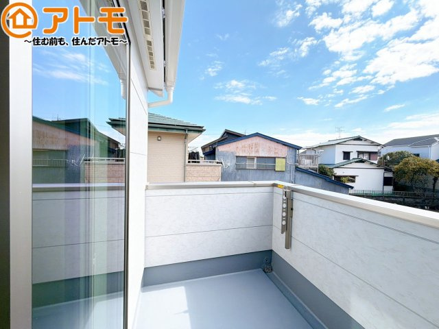 【バルコニー】 | 清水区三保第2期　新築戸建　1号棟 | 陽当りの良いバルコニーはお洗濯物はもちろんお布団もふかふかになります♪