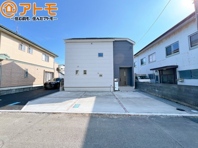【駐車場】 | 清水区三保第2期　新築戸建　1号棟 | 並列3台の駐車スペースです♪