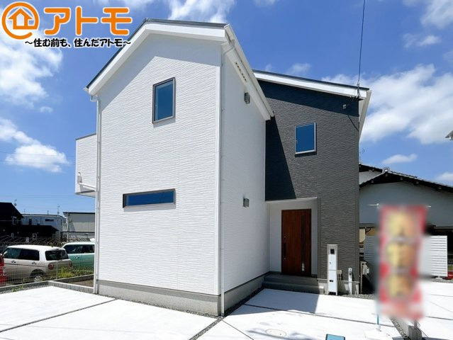 【外観】 | 清水区蜂ヶ谷南町第1期　新築戸建　2号棟 | どっしりとした外観は安心感のあるマイホームを実感できますね♪
