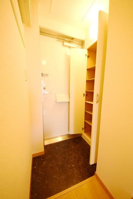 【玄関】 | レオパレスカーニバルⅡ