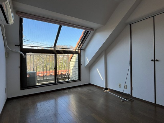 【洋室】 | ニューステージ川奈 | 6.1帖