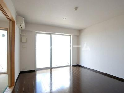 プレミアグランデ馬込の居間・リビング