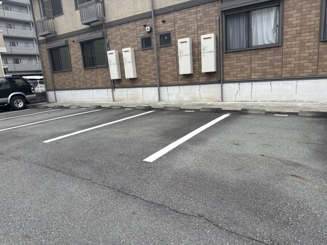 グレイスコート　C棟の駐車場