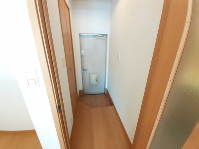 【玄関】 | ハートベイルＣ