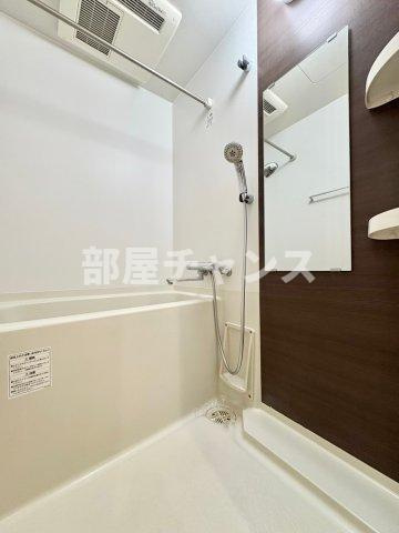 エルザビル名古屋駅前の浴室