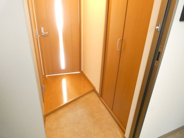 ヴェール220の玄関