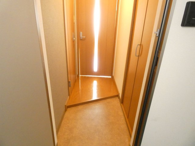 ヴェール220の玄関