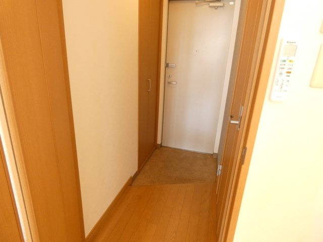 ヴェール220の玄関