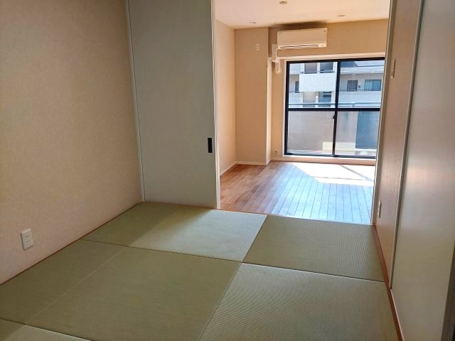 サンリーノ逆瀬川野上ノースコートの和室|和室約4.5帖