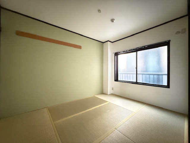 大西マンションの和室